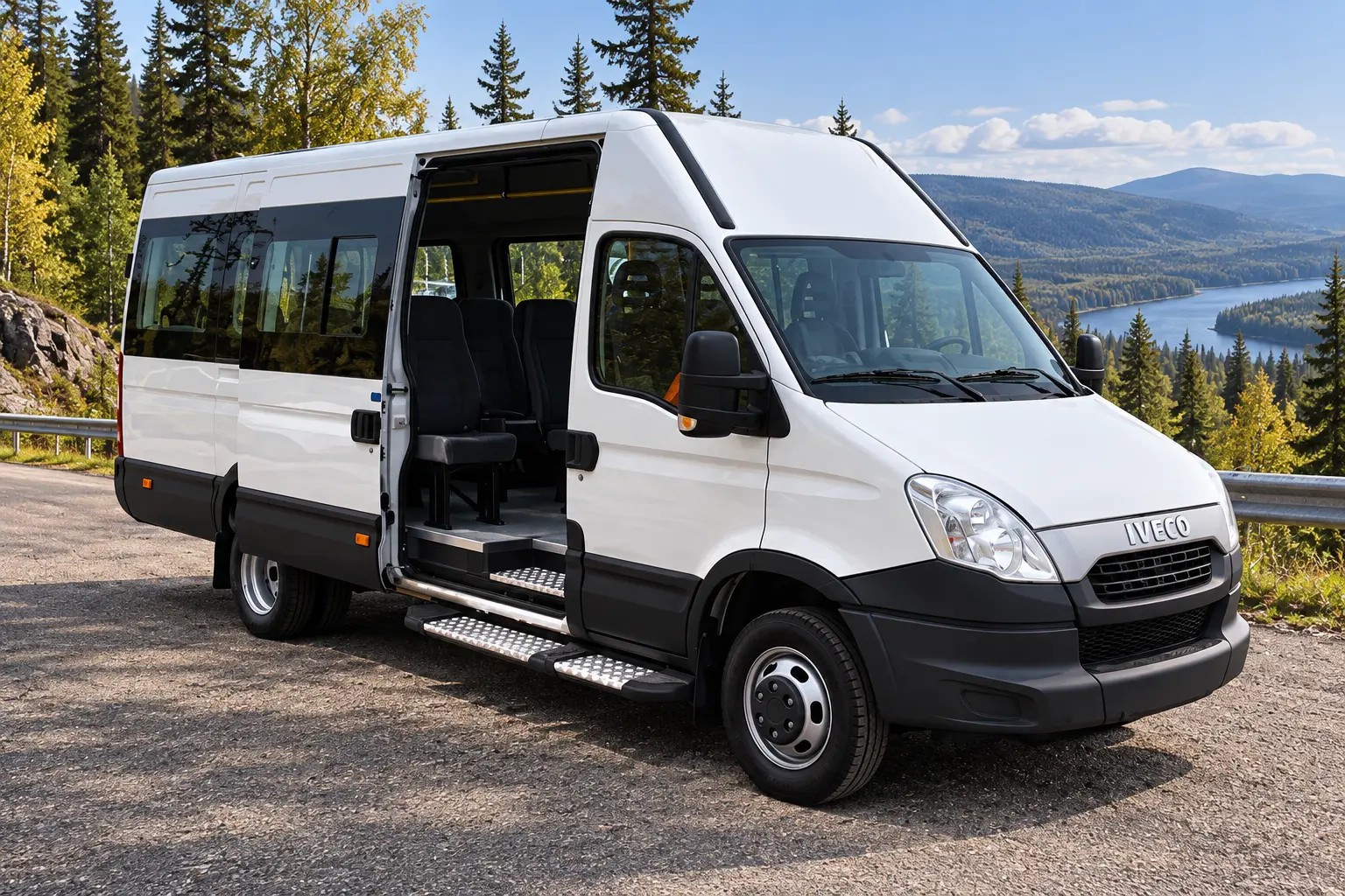 Автобус IVECO DAILY
